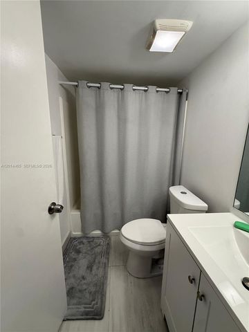6955 NW 186th St F402, Hialeah, FL 33015
