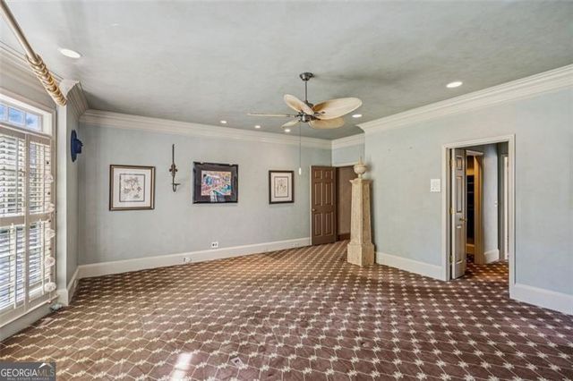 5318 Brooke Farm Drive, Dunwoody, GA 30338