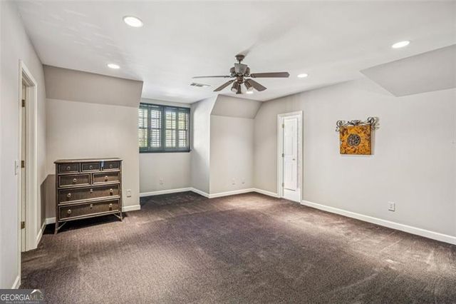 5318 Brooke Farm Drive, Dunwoody, GA 30338