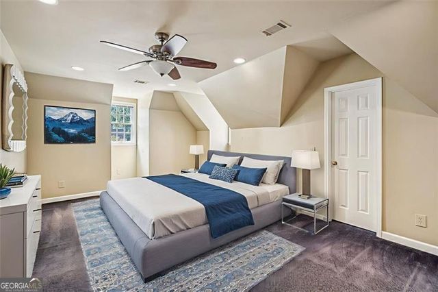 5318 Brooke Farm Drive, Dunwoody, GA 30338