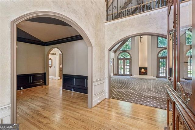 5318 Brooke Farm Drive, Dunwoody, GA 30338