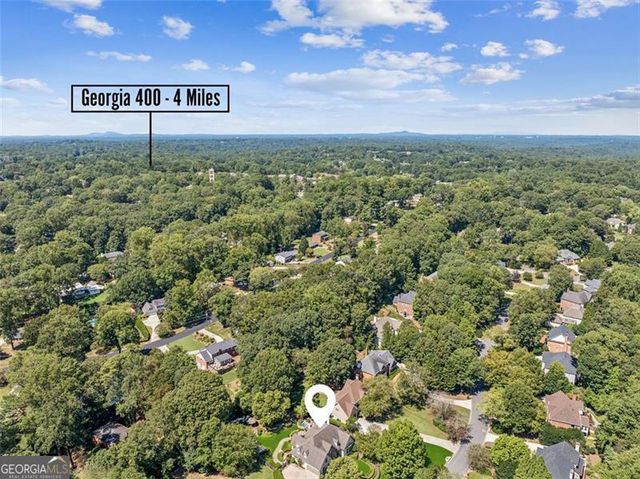 5318 Brooke Farm Drive, Dunwoody, GA 30338