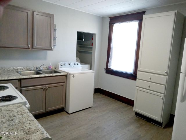 350 Carolina Avenue 2, Erwin, TN 37650