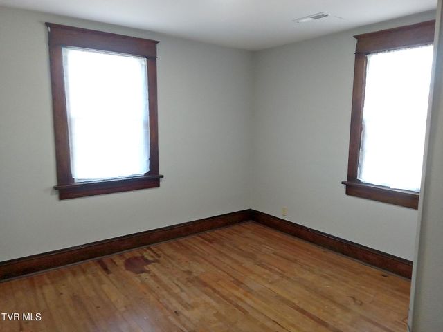 350 Carolina Avenue 2, Erwin, TN 37650