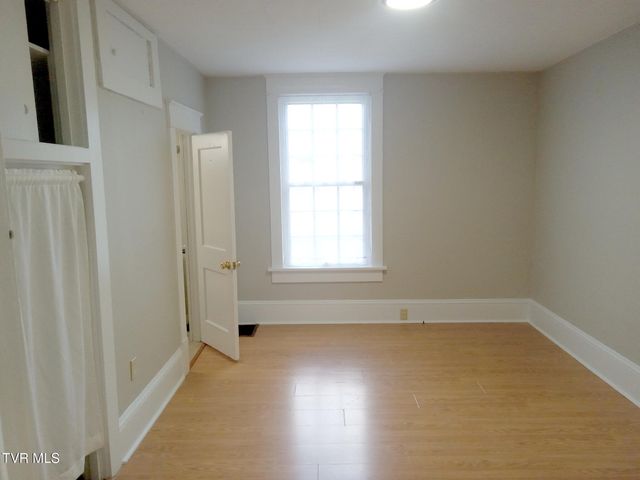 350 Carolina Avenue 2, Erwin, TN 37650