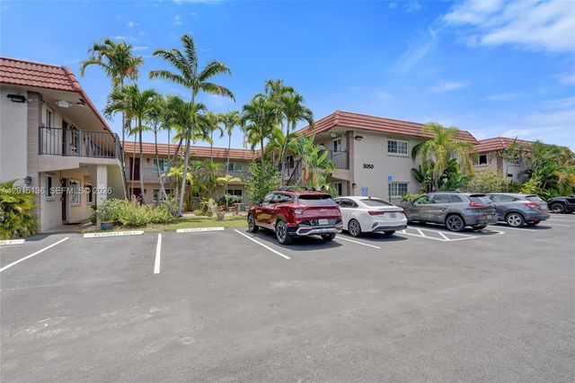 3050 NE 5th Ter 13, Wilton Manors, FL 33334