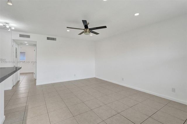 3050 NE 5th Ter 13, Wilton Manors, FL 33334
