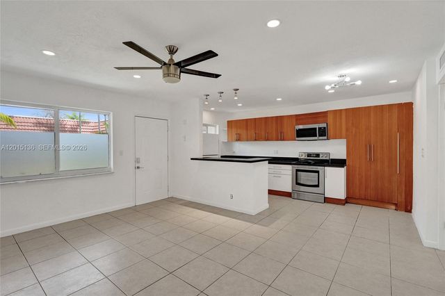 3050 NE 5th Ter 13, Wilton Manors, FL 33334