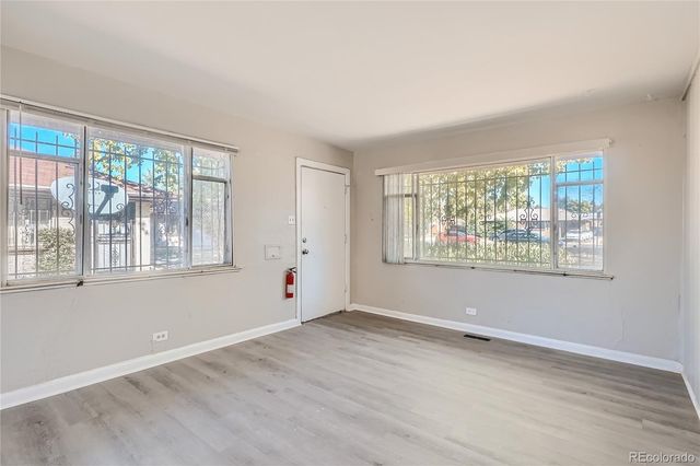 2855 N Harrison Street, Denver, CO 80205