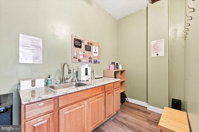 1648 S 16TH ST, Philadelphia, PA 19145