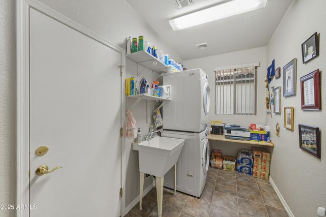 4701 E NIGHTINGALE Lane, Gilbert, AZ 85298