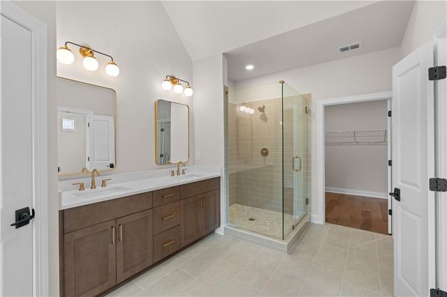 4701 Bandolino Lane 425, Peachtree Corners, GA 30092