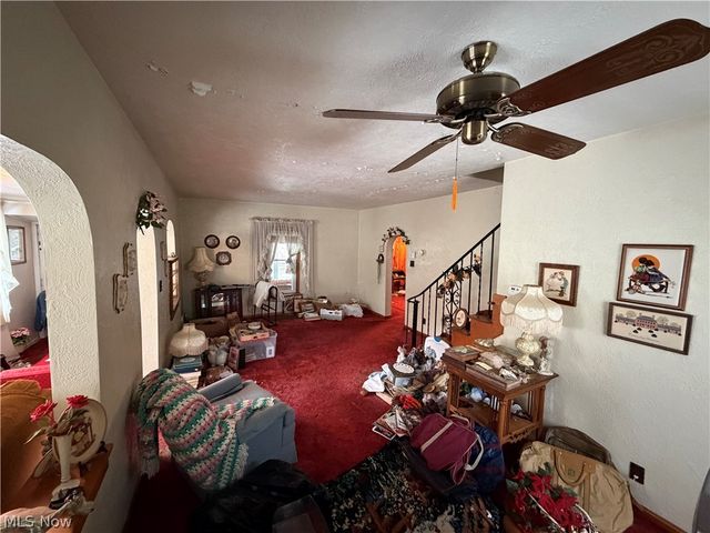 47085 Oak Street, New Waterford, OH 44445