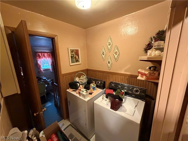 47085 Oak Street, New Waterford, OH 44445