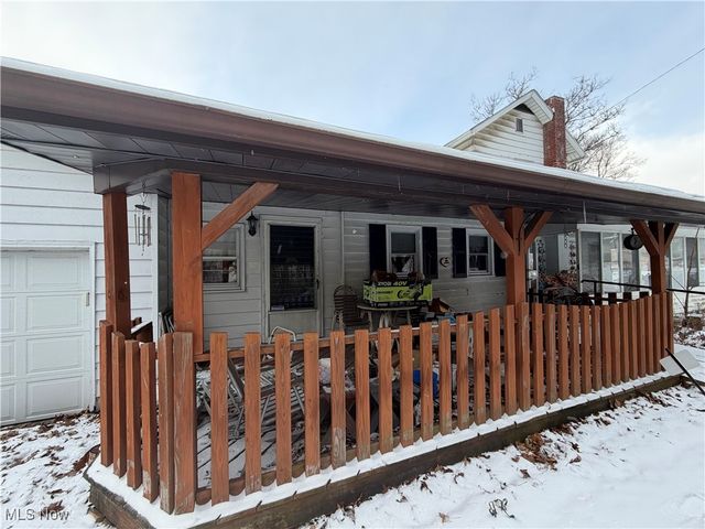 47085 Oak Street, New Waterford, OH 44445