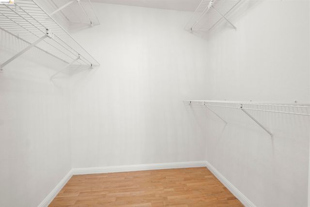 8 Admiral Dr A229, Emeryville, CA 94608