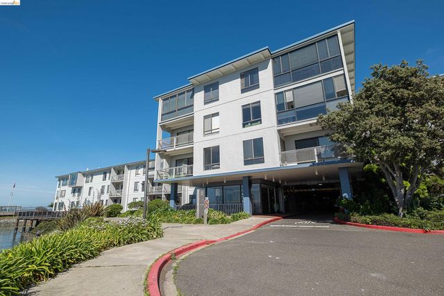 8 Admiral Dr A229, Emeryville, CA 94608