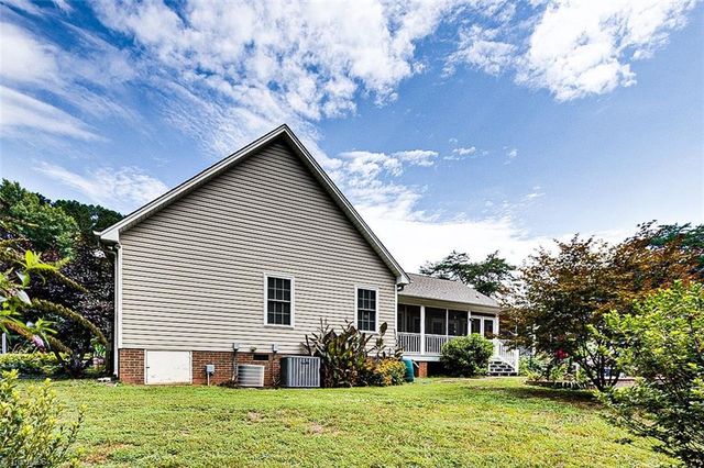 1166 Cedar Wood Place, Asheboro, NC 27203