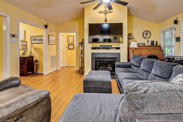1166 Cedar Wood Place, Asheboro, NC 27203