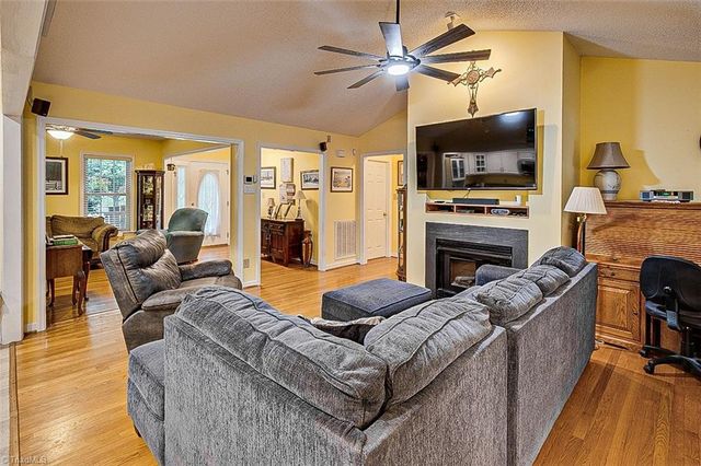 1166 Cedar Wood Place, Asheboro, NC 27203
