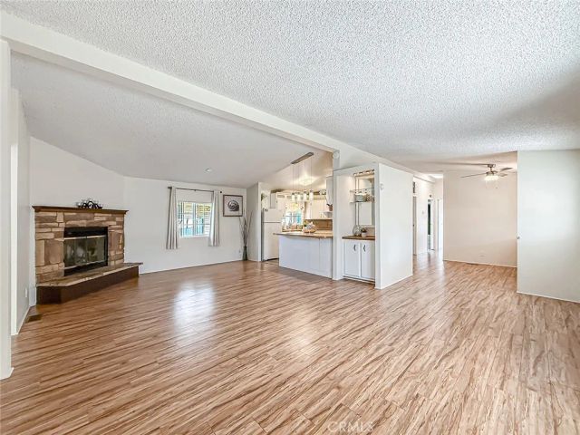 48303 20th St W 109, Lancaster, CA 93534