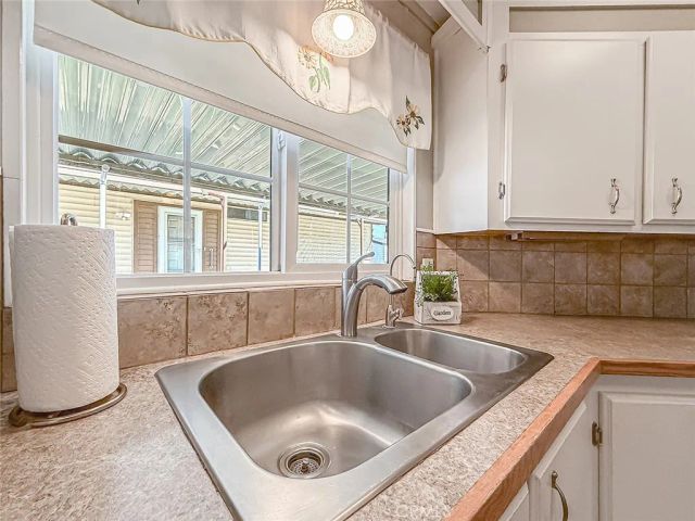 48303 20th St W 109, Lancaster, CA 93534