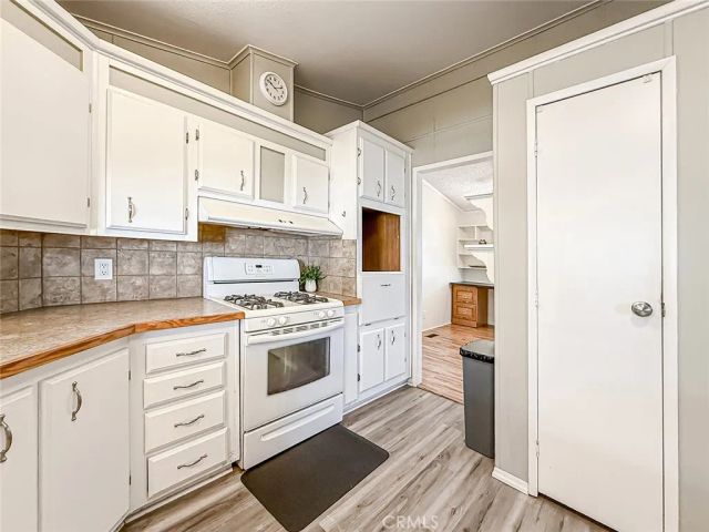 48303 20th St W 109, Lancaster, CA 93534