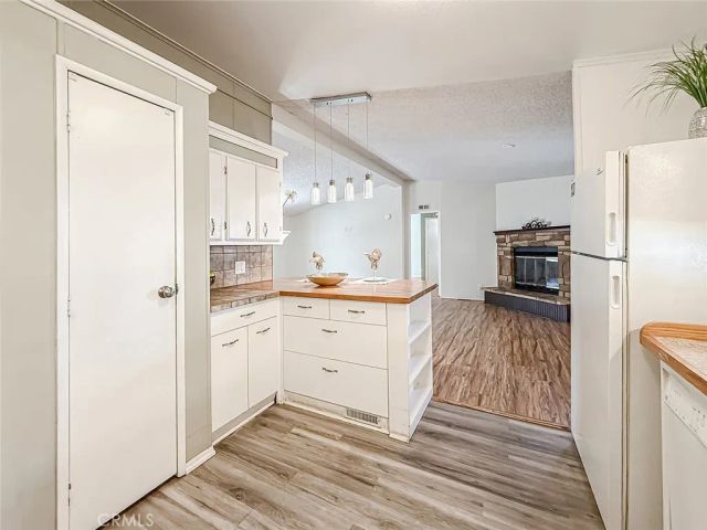 48303 20th St W 109, Lancaster, CA 93534