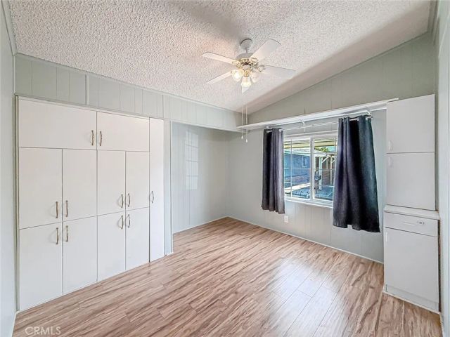 48303 20th St W 109, Lancaster, CA 93534