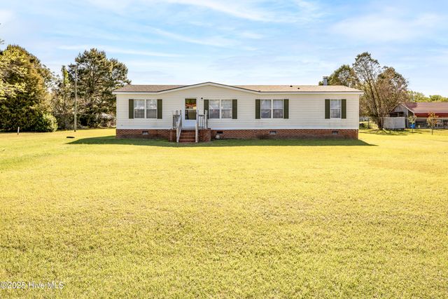 60 Joyce Lane, Clinton, NC 28328