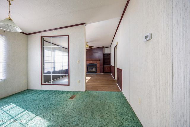 60 Joyce Lane, Clinton, NC 28328