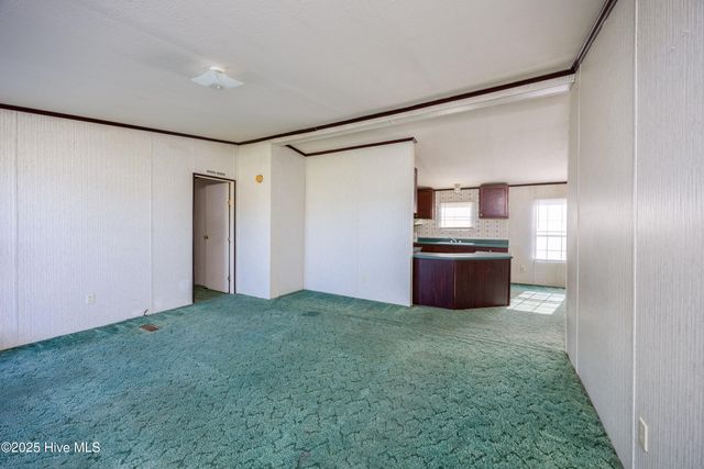 60 Joyce Lane, Clinton, NC 28328