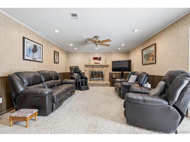 642 Scorpio Dr, Lone Tree, CO 80124