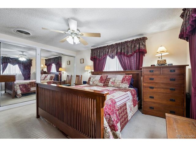 642 Scorpio Dr, Lone Tree, CO 80124