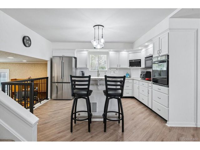 642 Scorpio Dr, Lone Tree, CO 80124