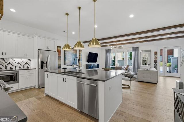 6425 Halcyon Way, Alpharetta, GA 30005