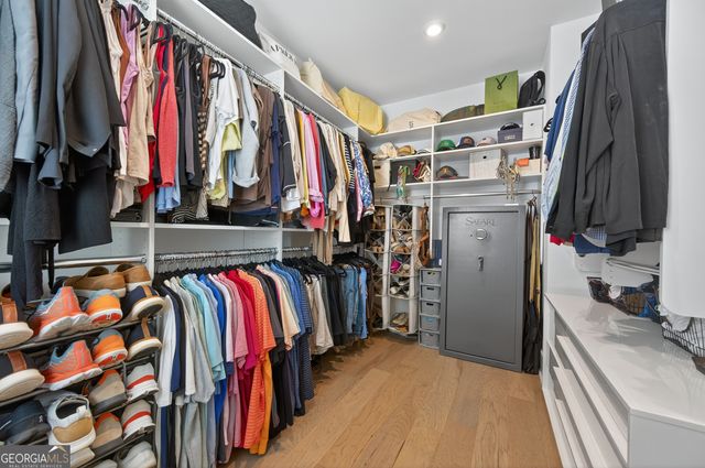 6425 Halcyon Way, Alpharetta, GA 30005