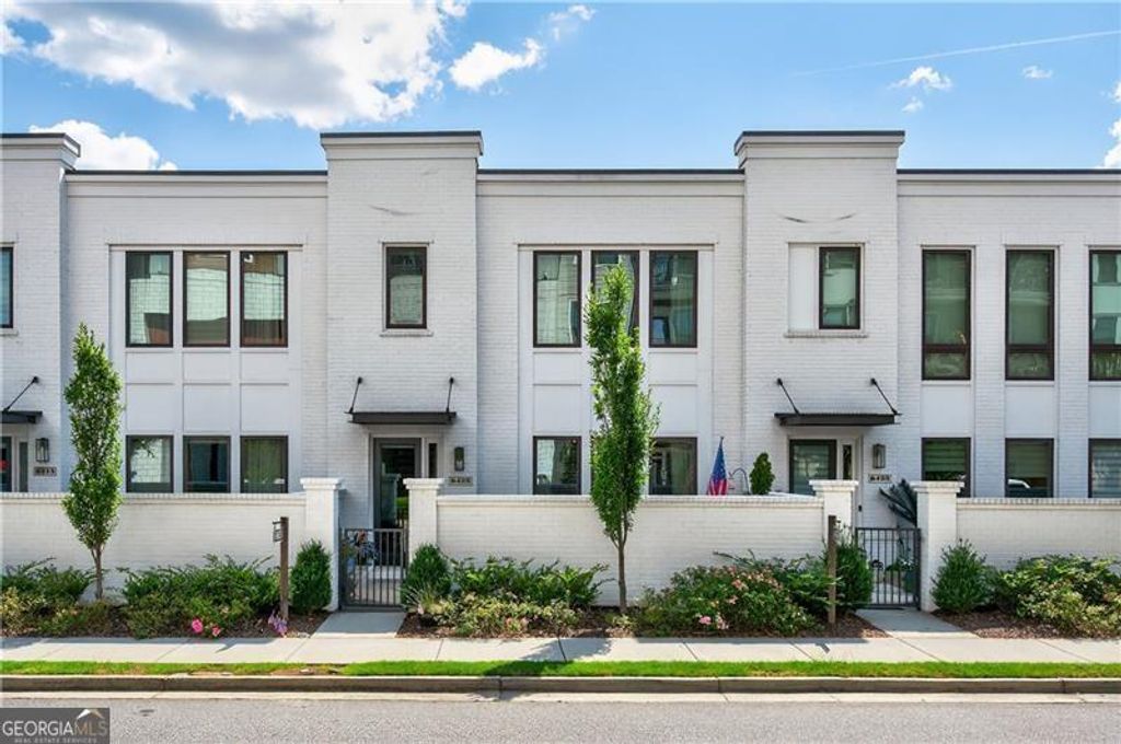 6425 Halcyon Way, Alpharetta, GA 30005