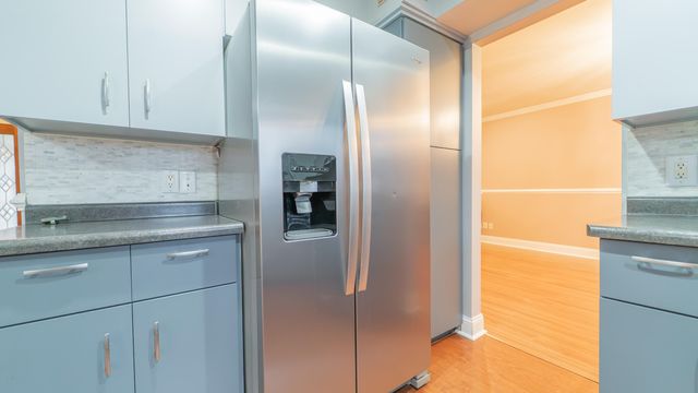 9439 Walnut Drive, Munster, IN 46321