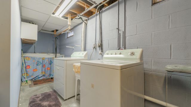 9439 Walnut Drive, Munster, IN 46321