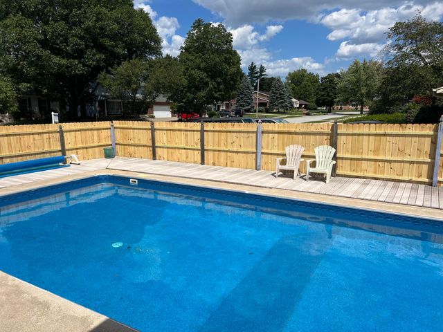 9439 Walnut Drive, Munster, IN 46321