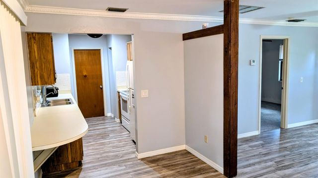 522 NW La Brea Avenue, Port St Lucie, FL 34983