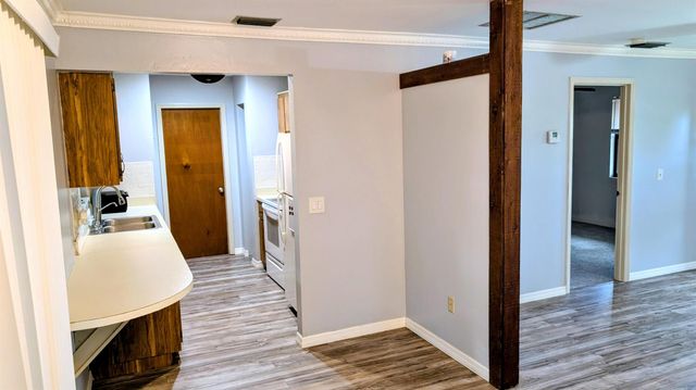 522 NW La Brea Avenue, Port St Lucie, FL 34983