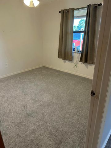 522 NW La Brea Avenue, Port St Lucie, FL 34983