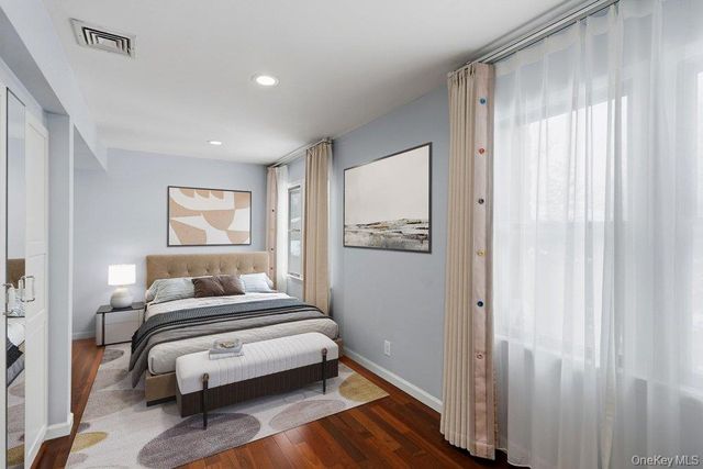 43 Hunt Drive, Jericho, NY 11753