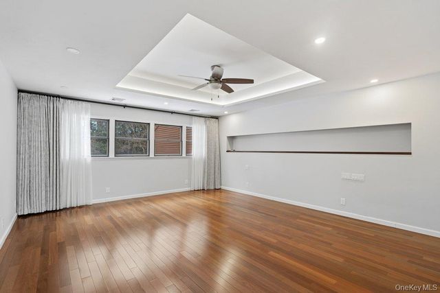 43 Hunt Drive, Jericho, NY 11753