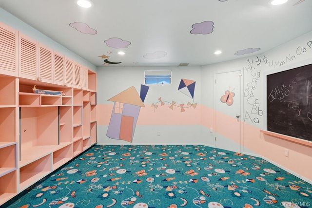 43 Hunt Drive, Jericho, NY 11753