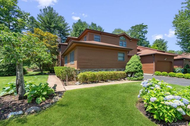 43 Hunt Drive, Jericho, NY 11753