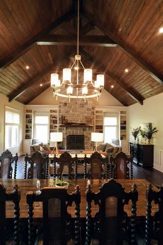 450 Lowe Branch Rd, Centerville, TN 37033