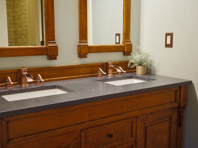 450 Lowe Branch Rd, Centerville, TN 37033